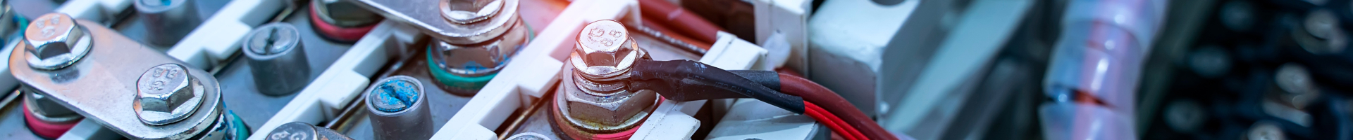 静岡県浜松市周辺のバッテリー交換専門店のリビルドバッテリー交換・新品バッテリー交換についてご紹介します。